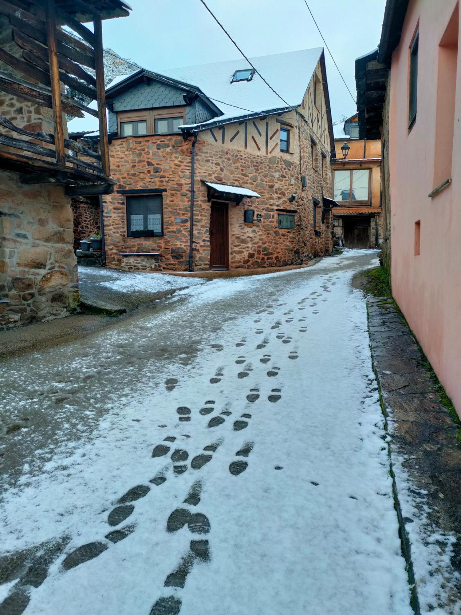 Casa de turismo rural Sardom2 Daire Bembibre  Dış mekan fotoğraf