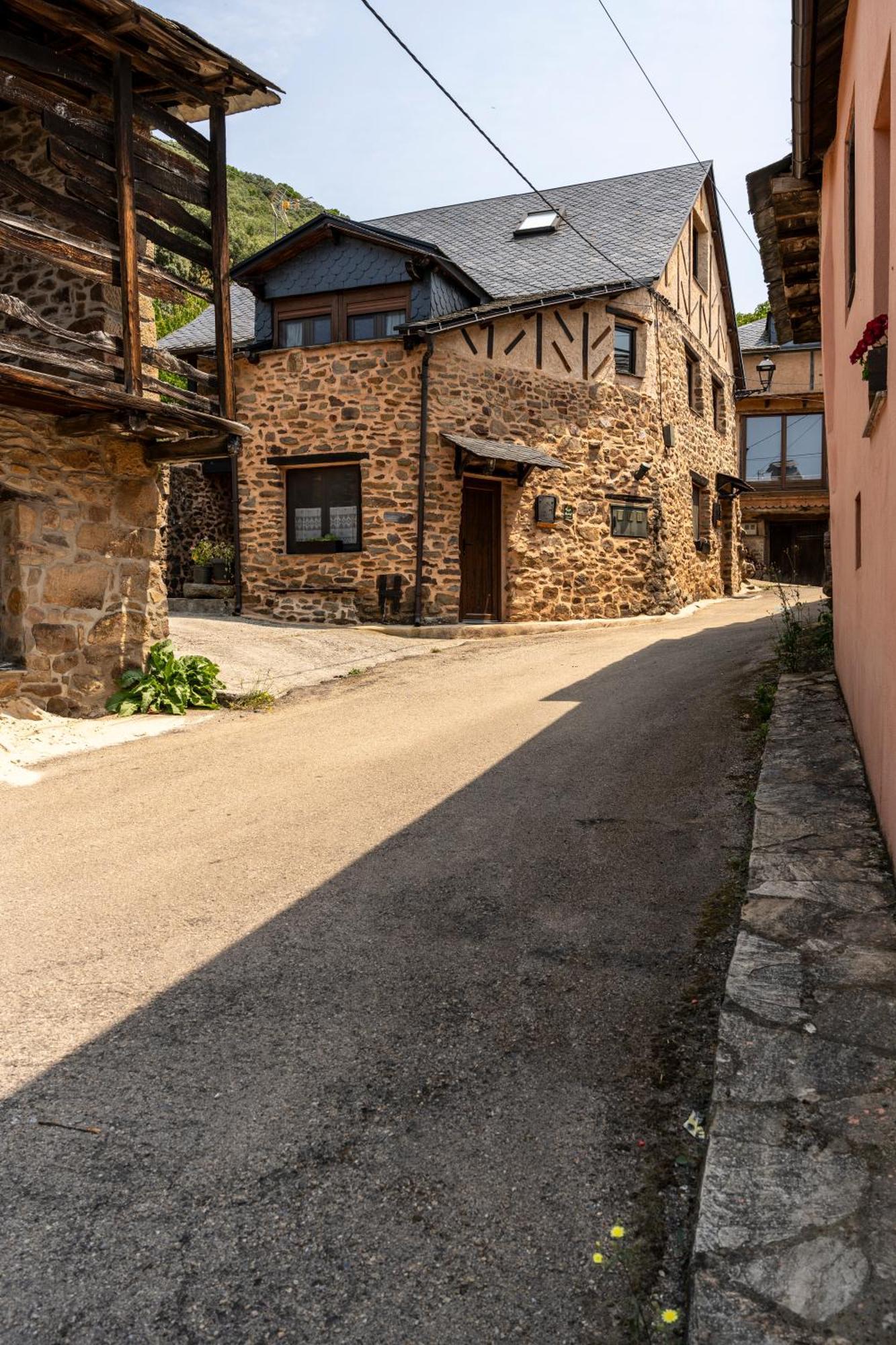 Casa de turismo rural Sardom2 Daire Bembibre  Dış mekan fotoğraf